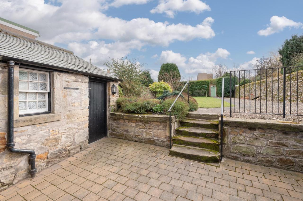 138 North Street - Luxury 2 Bed 2 Bath With Secret Garden, Summerhouse, Putting Green St Andrews Exterior photo